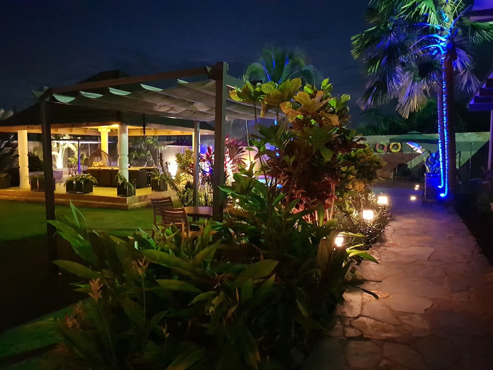 Sweet Garden Hotel 22/29