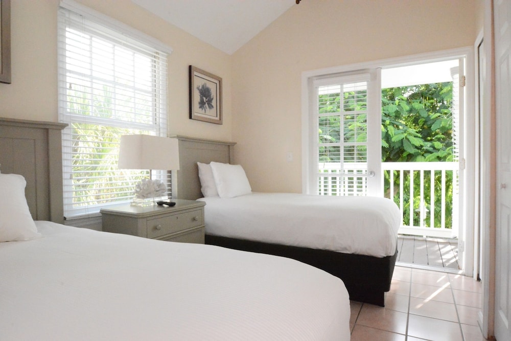 Village at Hawks Cay Villas by KeysCaribbean 30/77