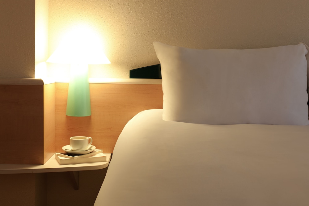 Ibis Braga 37/54