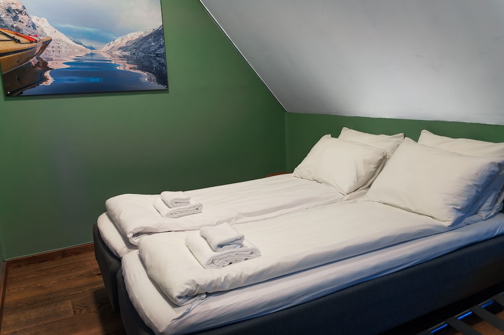 Trolltunga Hotel 12/43