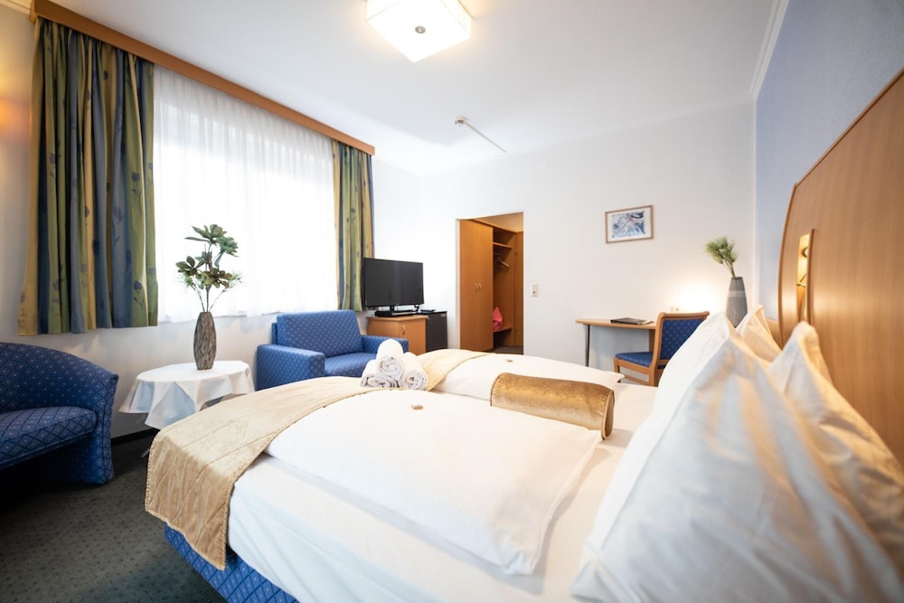 Maiers Hotel Oststeirischer Hof 10/77