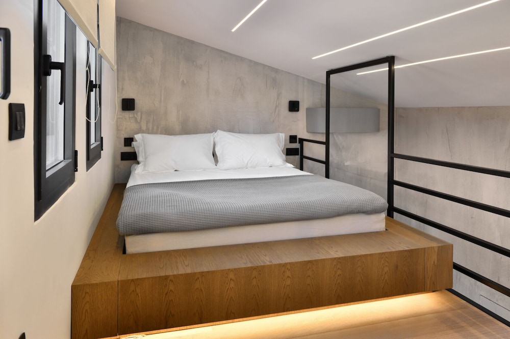 Pure Villas 24/52