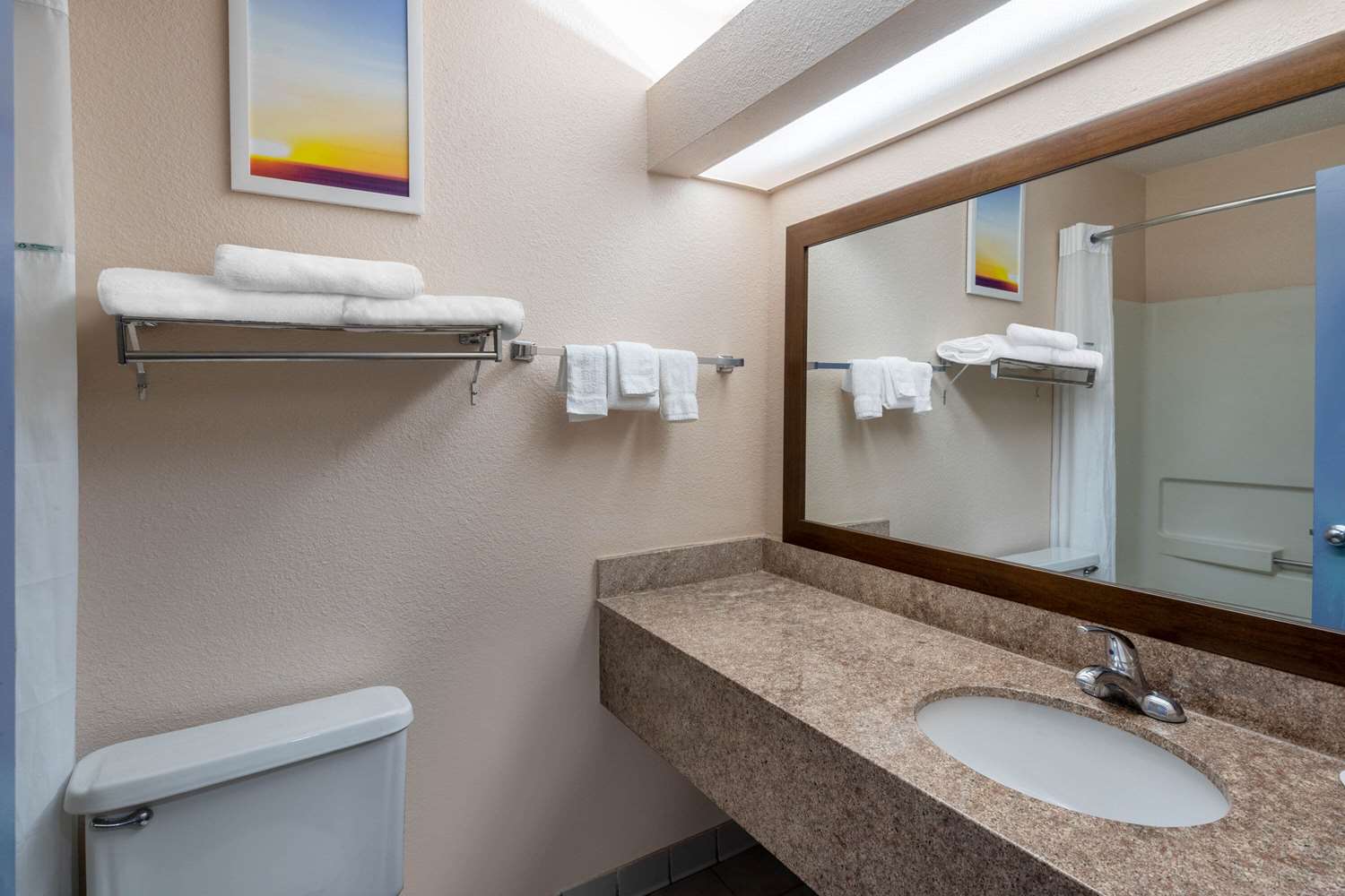 Days Inn by Wyndham Panama City 6/7