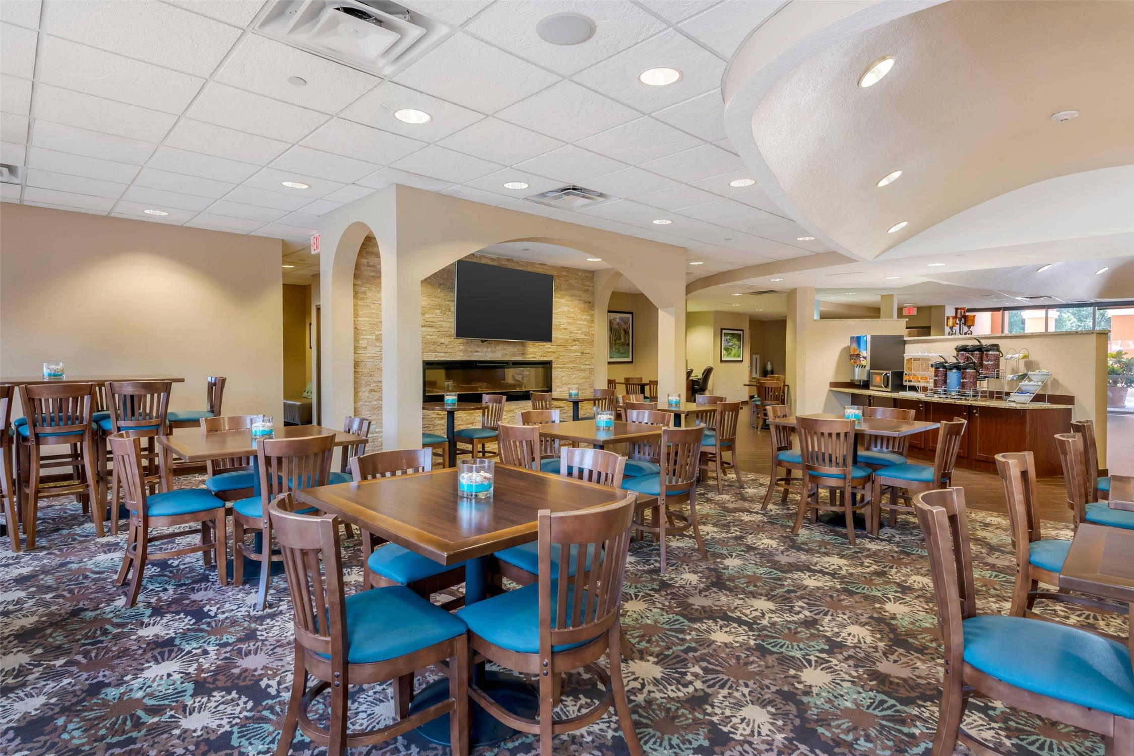 Comfort Suites Lady Lake - The Villages 18/18