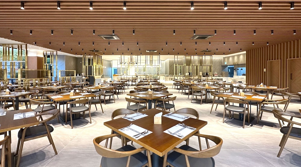 Commodore Hotel Gyeongju 46/51