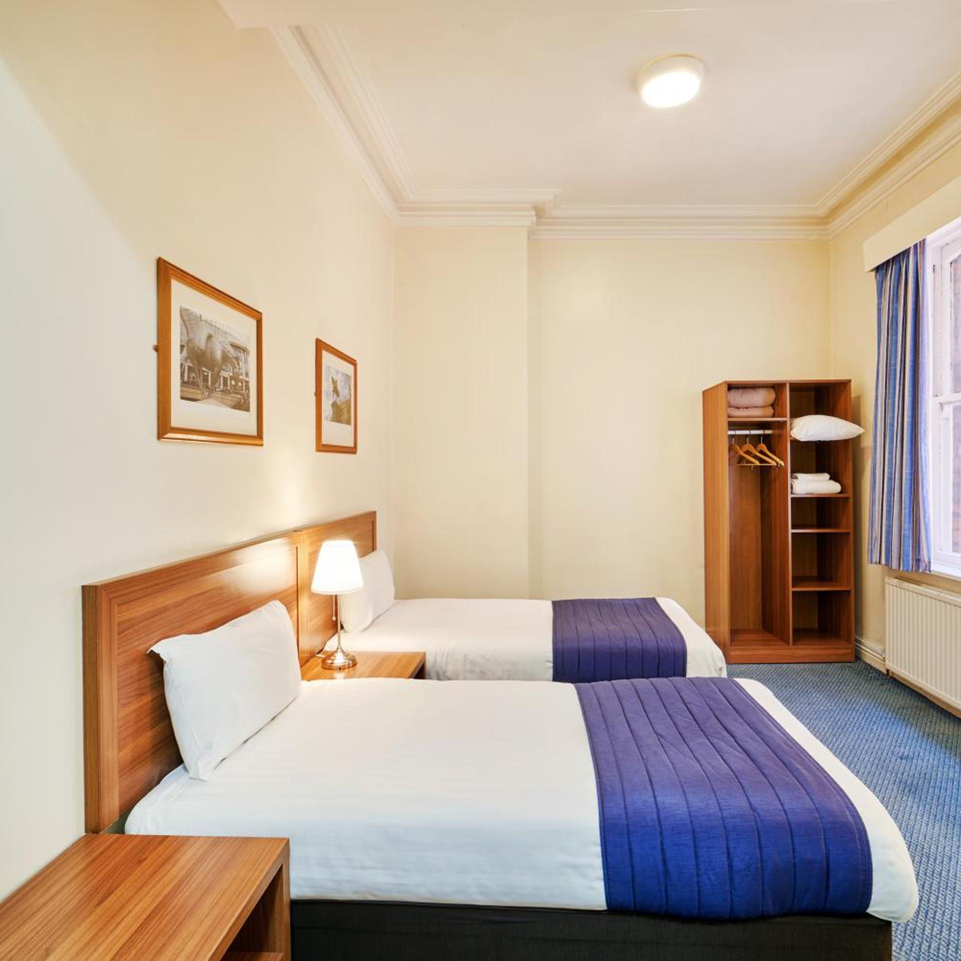 Room, Twin Beds