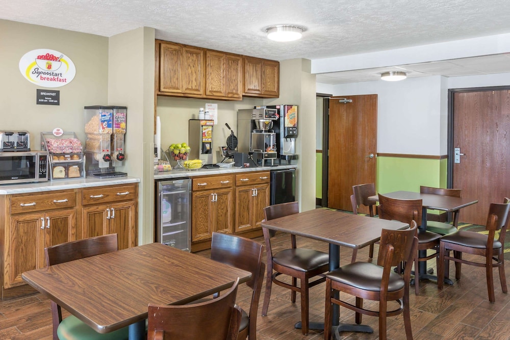 Super 8 By Wyndham North Sioux City 29/34