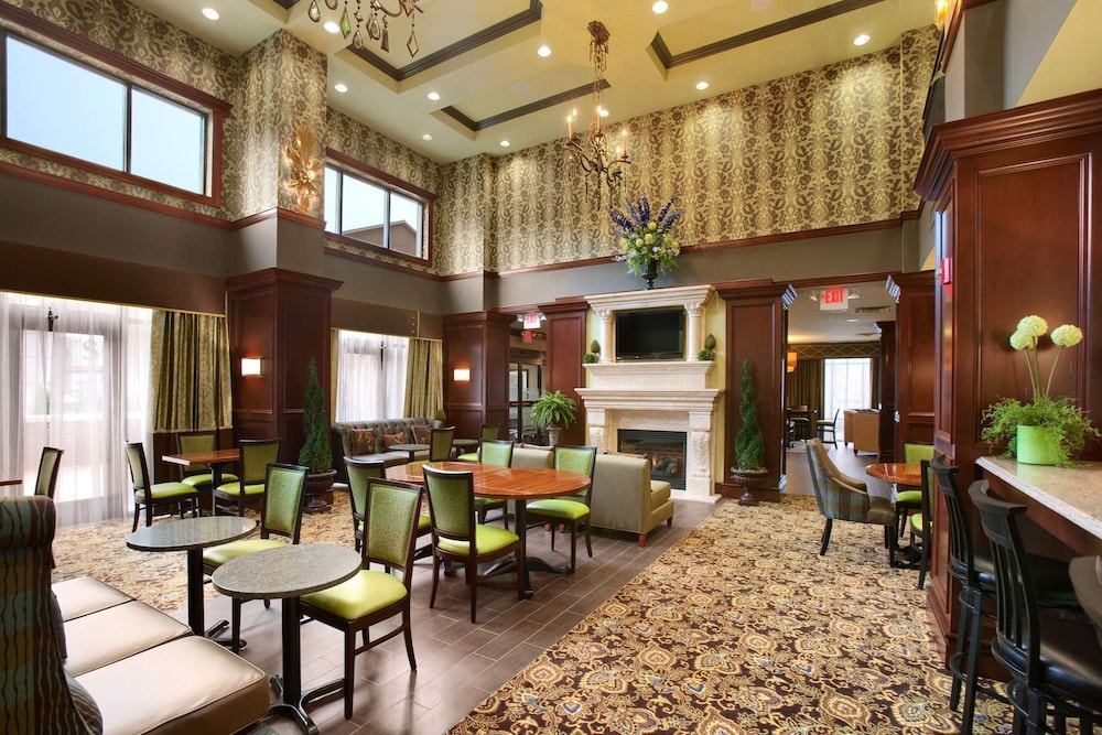 Hampton Inn And Suites Hartford/Farmington 53/76