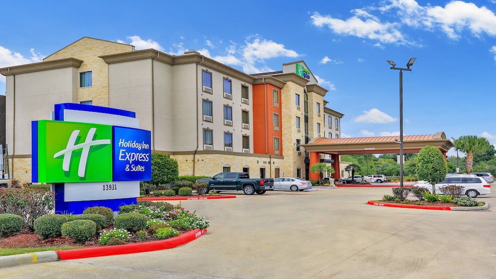 Holiday Inn Express Hotel & Suites Houston South - Pearland 1/61