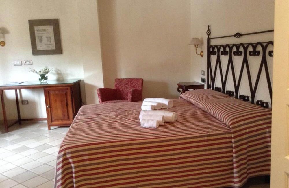 Relais Sant' Eligio 33/50