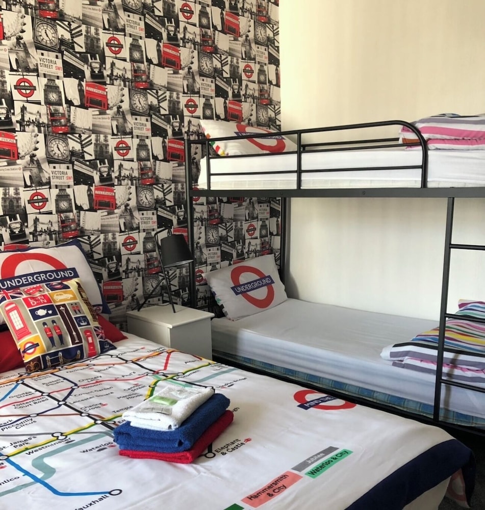 The Franklyn Hotel 46/50
