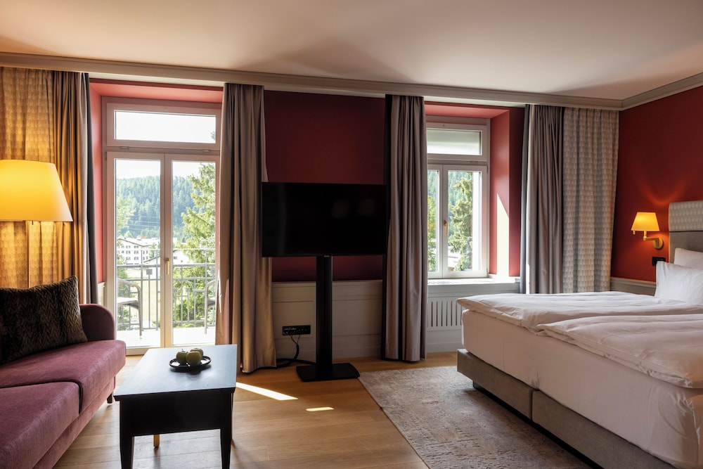 Cresta, Junior Suite, King Bed, Sofa, Balcony