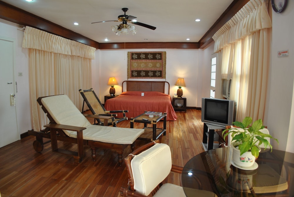 Surfside Boracay Resort & Spa 24/50