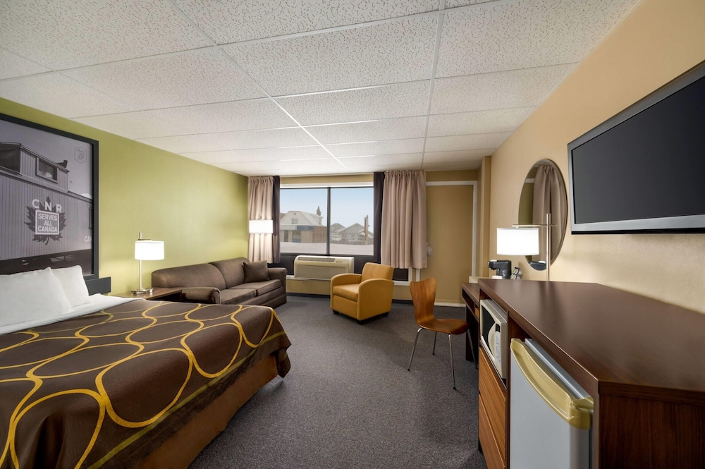 Super 8 By Wyndham Hearst On 9/48