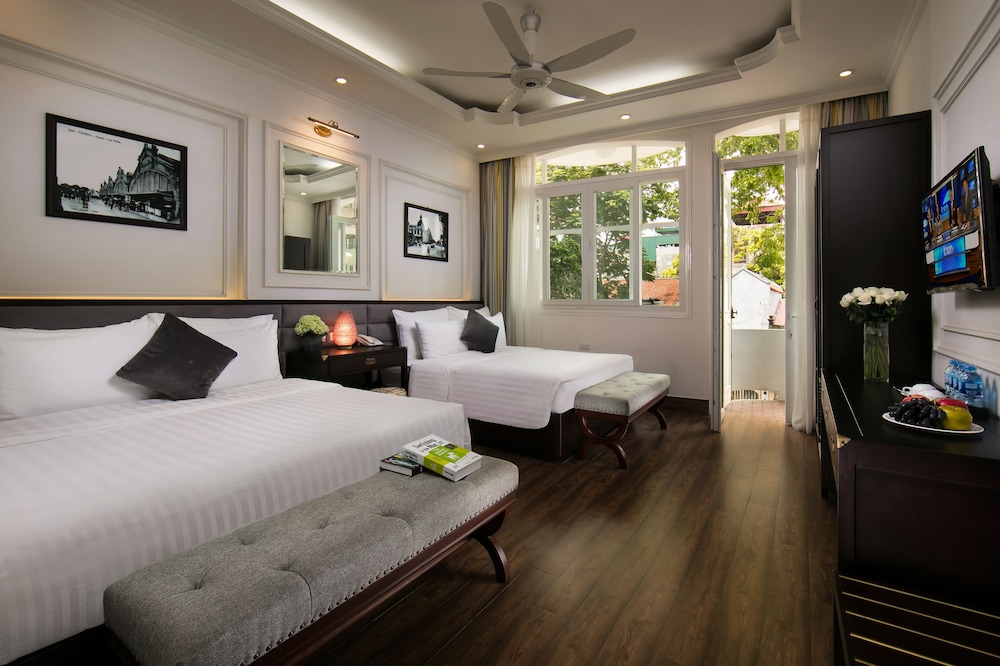 Golden Rooster Hotel 27/62