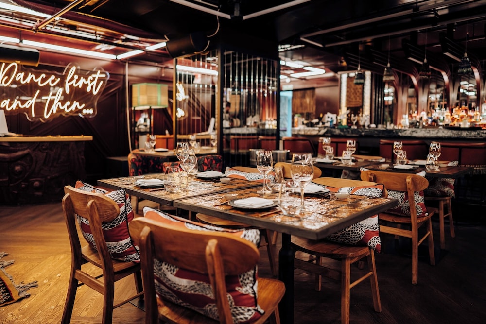 Only YOU Hotel Valencia (ex Ayre Astoria Place) 57/72
