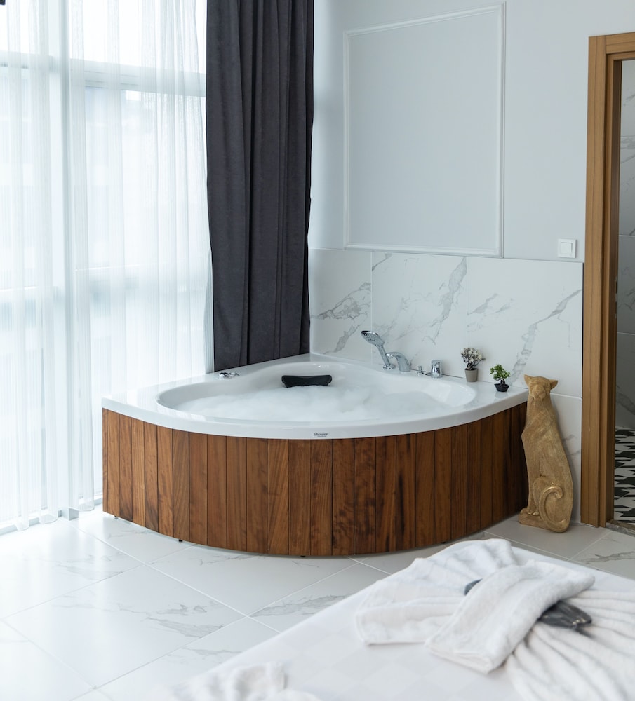 The Hera Maltepe Otel&Spa 12/22