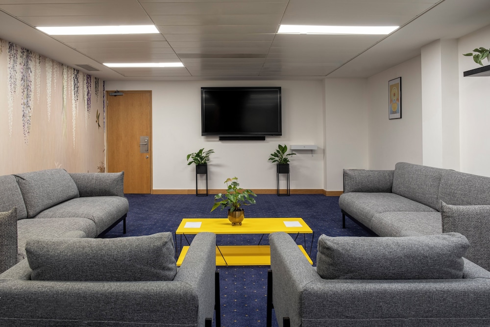STG Hotel London Oxford Street 121/143