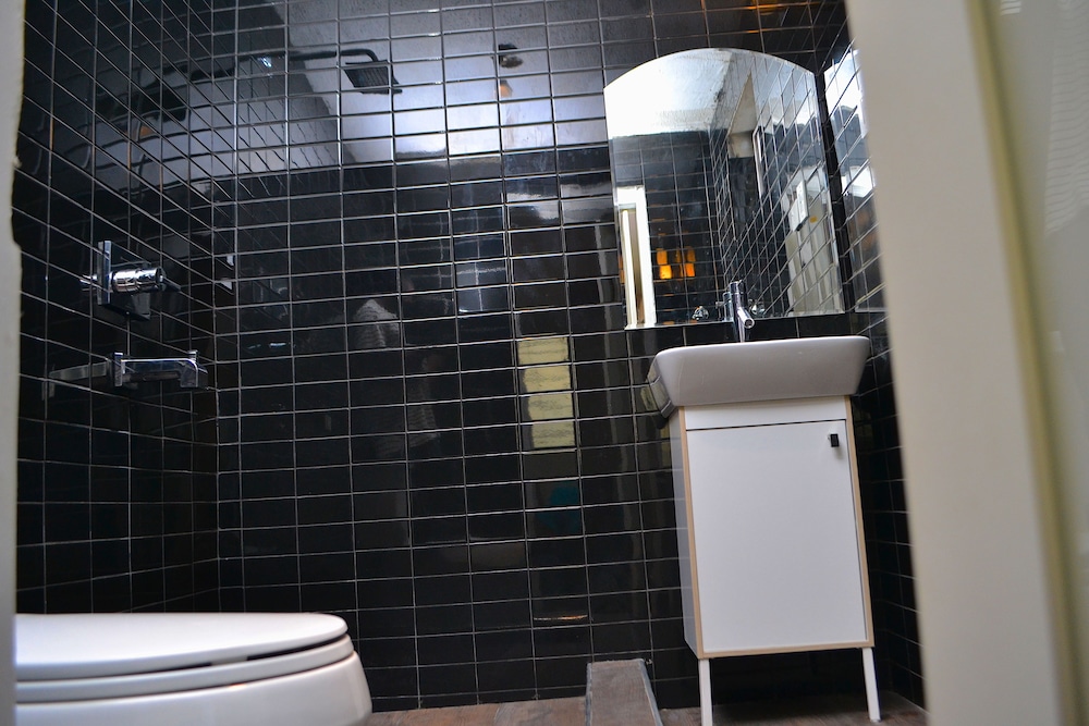 Ivoire Guest House 8/10