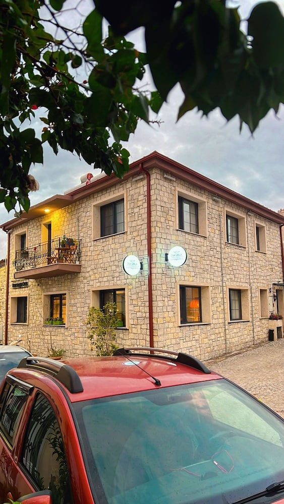 Dia Urla 3/38