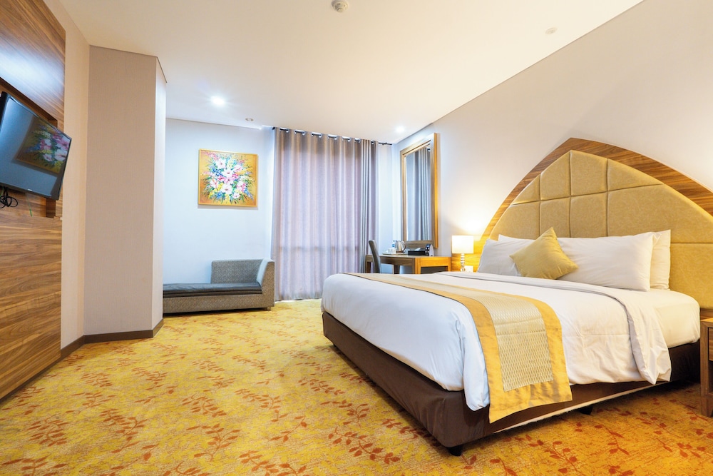 Grand Serela Yogyakarta 18/65