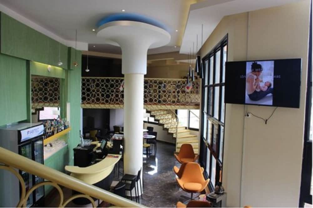 Douala Design Hotel 26/36