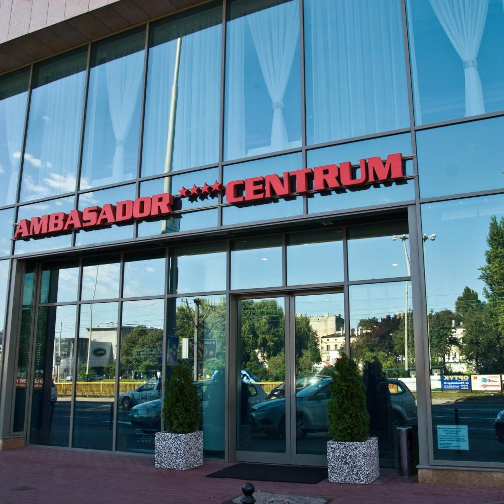 Ambasador Centrum 3/50