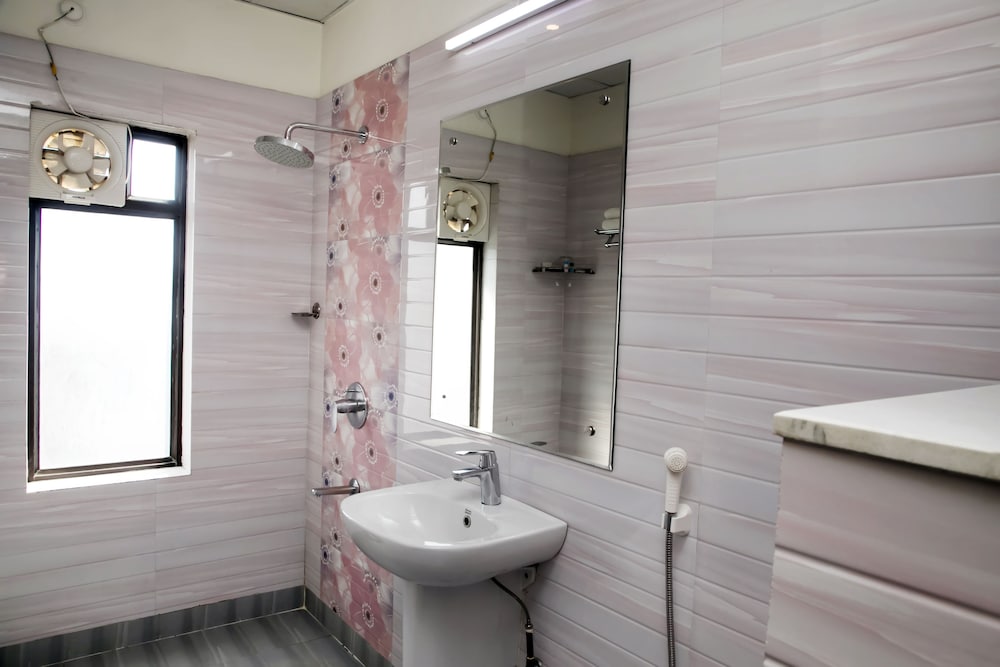 Hotel Ganges Grand 21/42