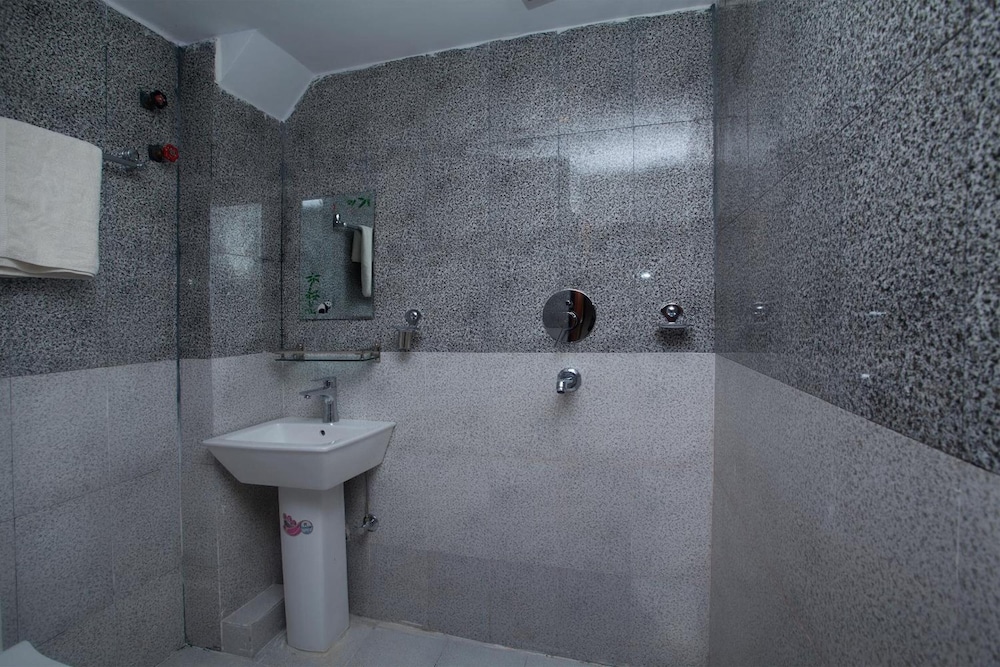 Kathmandu Regency Hotel 55/59