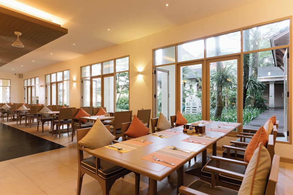Apsara Beachfront Resort and Villa 105/126