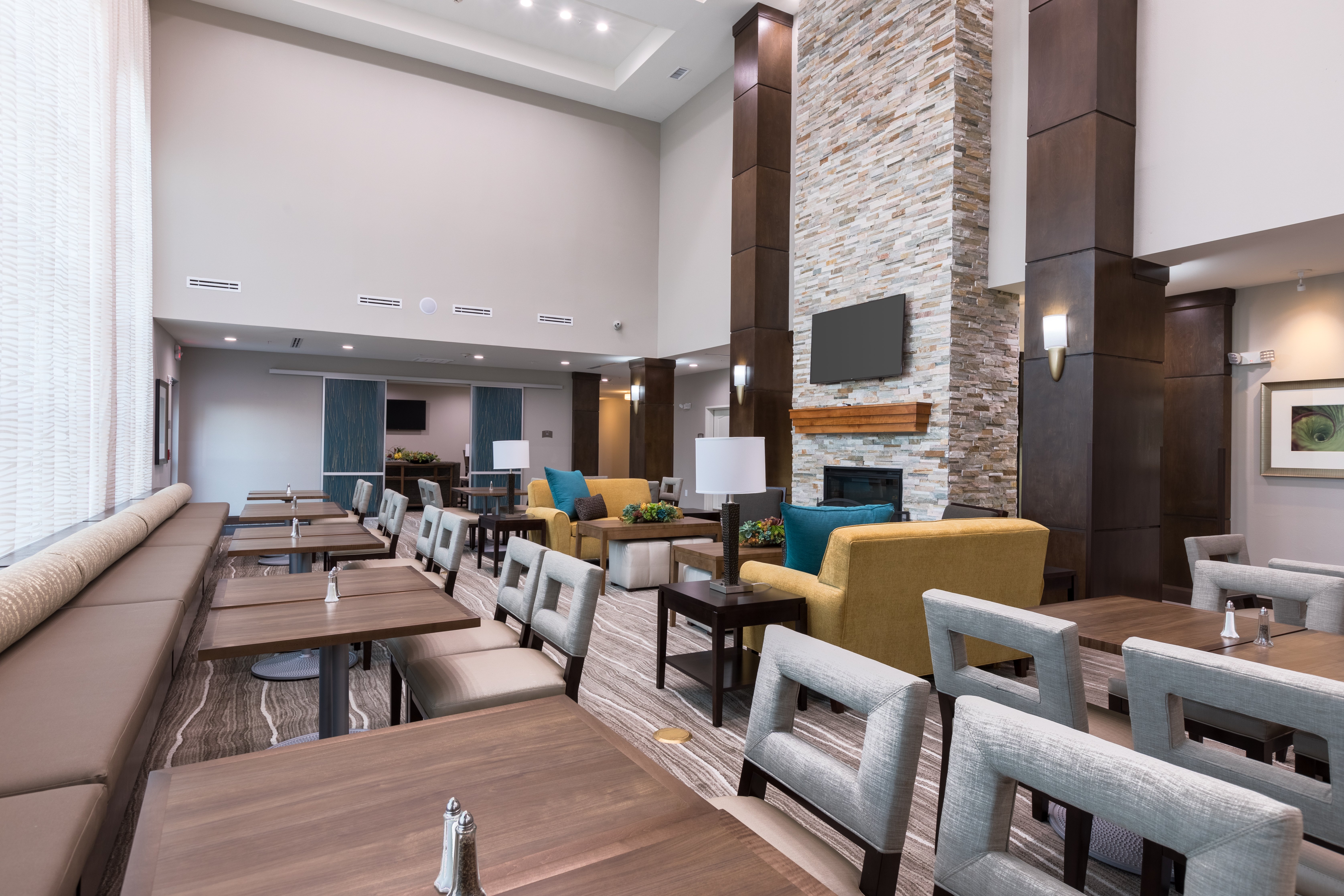 Staybridge Suites Florence 63/65