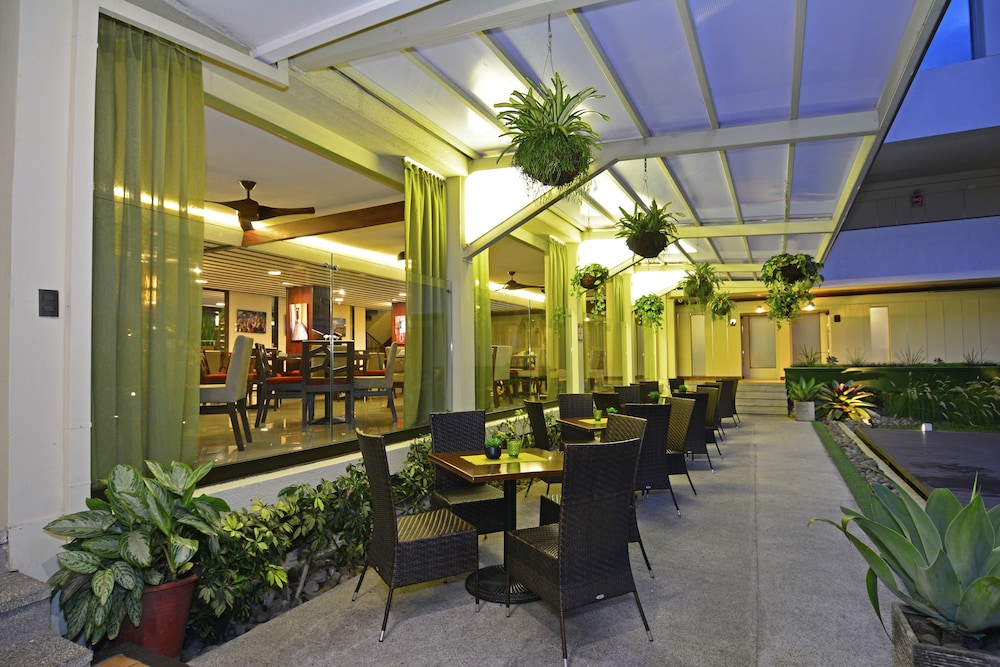 Autentico Hotel 17/50