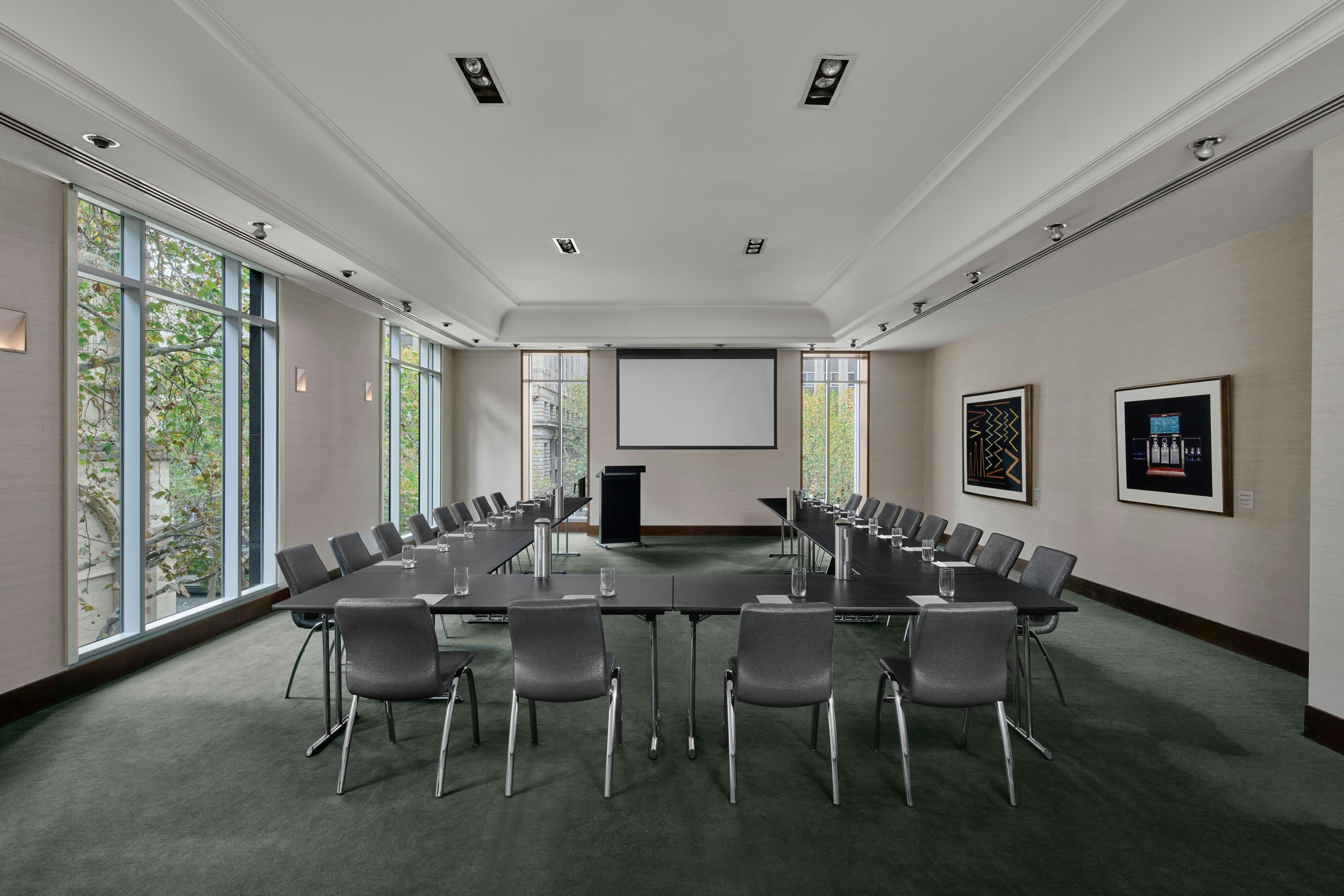 Westin Melbourne 54/62