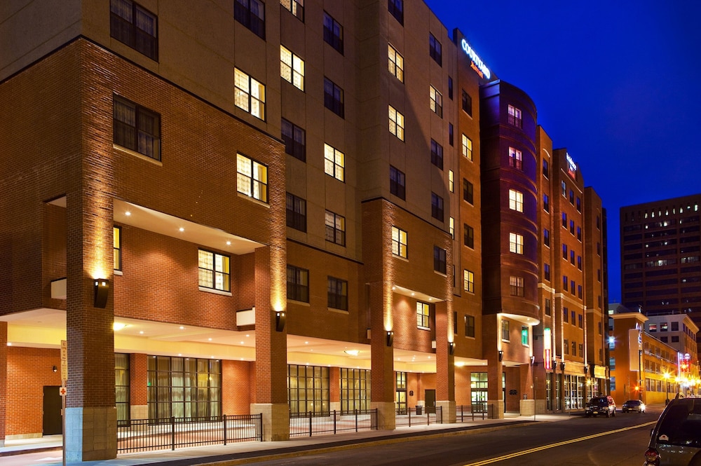 RESIDENCE INN SYRACUSE DOWNTOWN AT ARMORY SQUARE 6/50