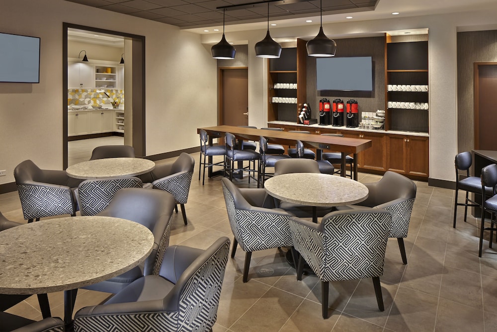 Hyatt Place Warwick/Providence Airport 38/58