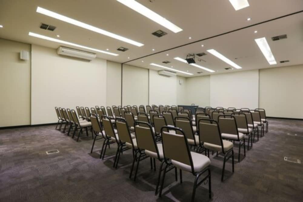 NOBILE SUITES UBERLANDIA 38/44