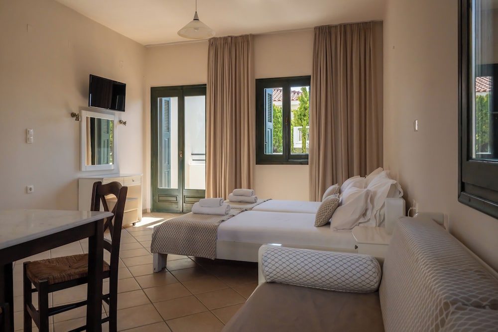 شقة بسريرين منفصلين مع أريكة، So Nice Hotel 7/10