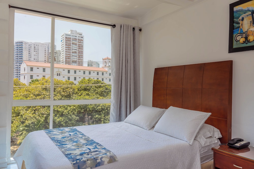 غرفة ديلوكس بسريرين مزدوجين، Coral Reef Hotel 4/10