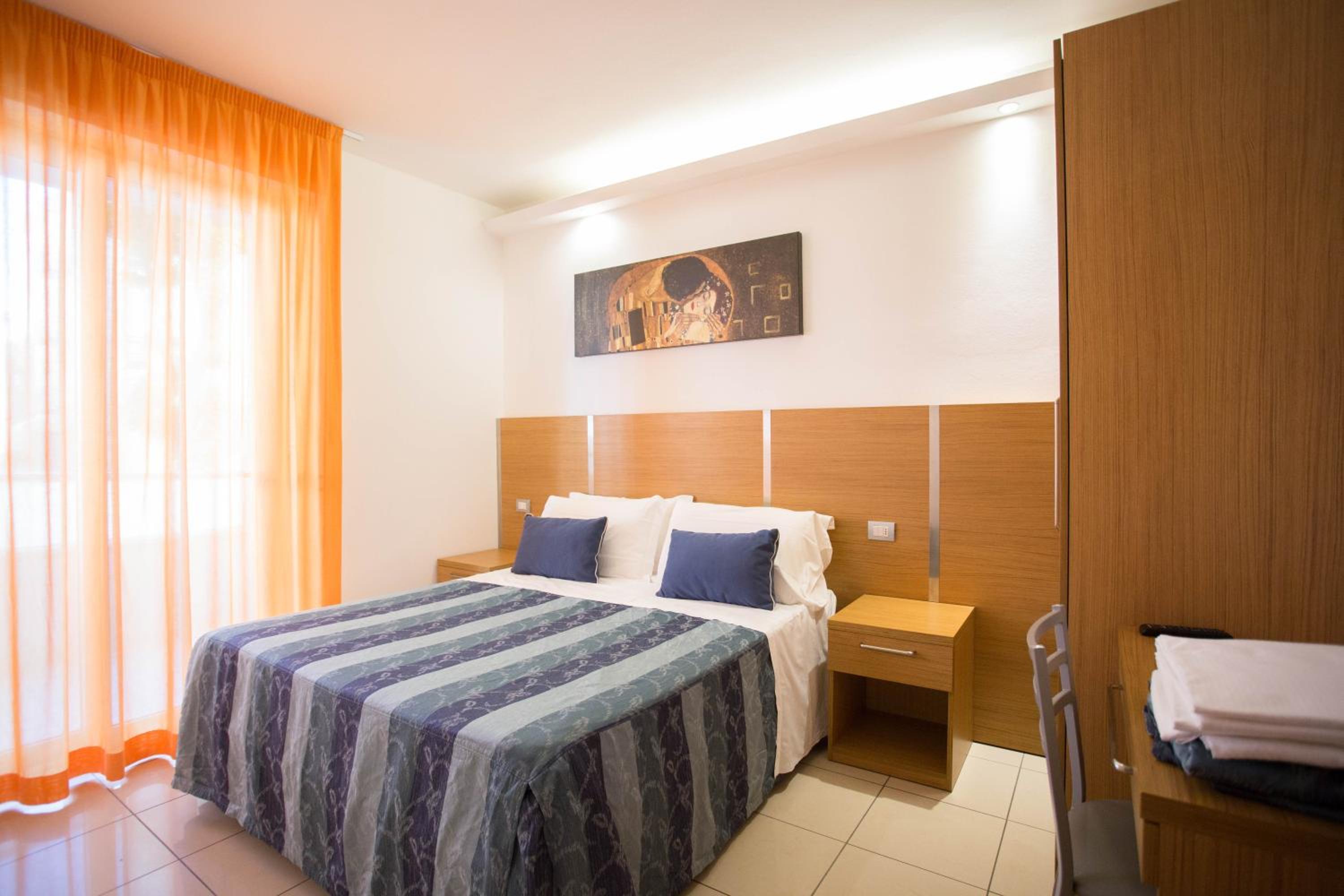 Residence Marzia 15/50