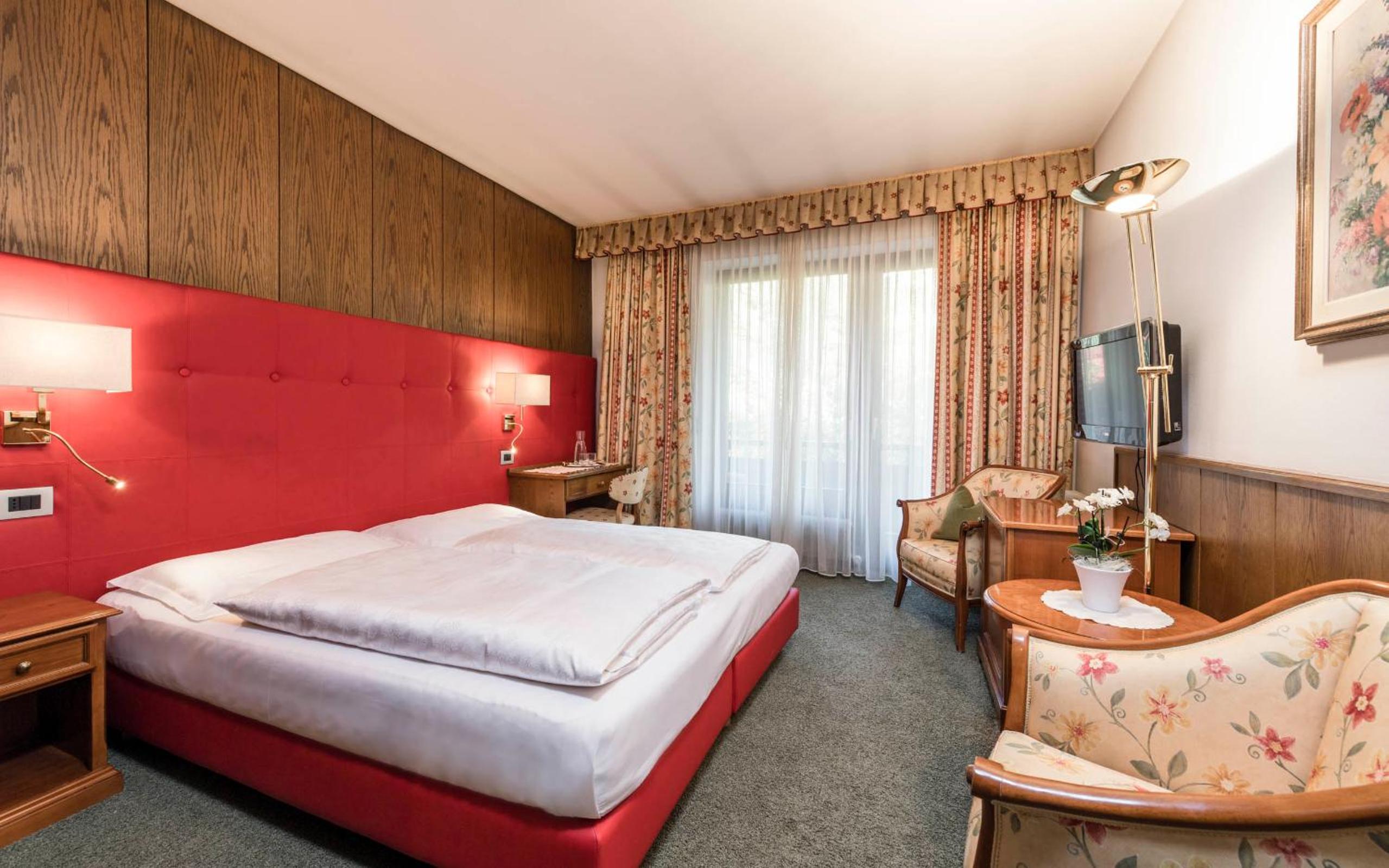 غرفة قياسية بسرير مزدوج، Grunerbaum Hotels 5/9