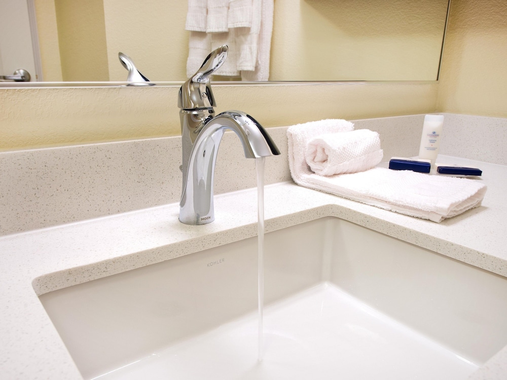 Candlewood Suites Enid 34/36