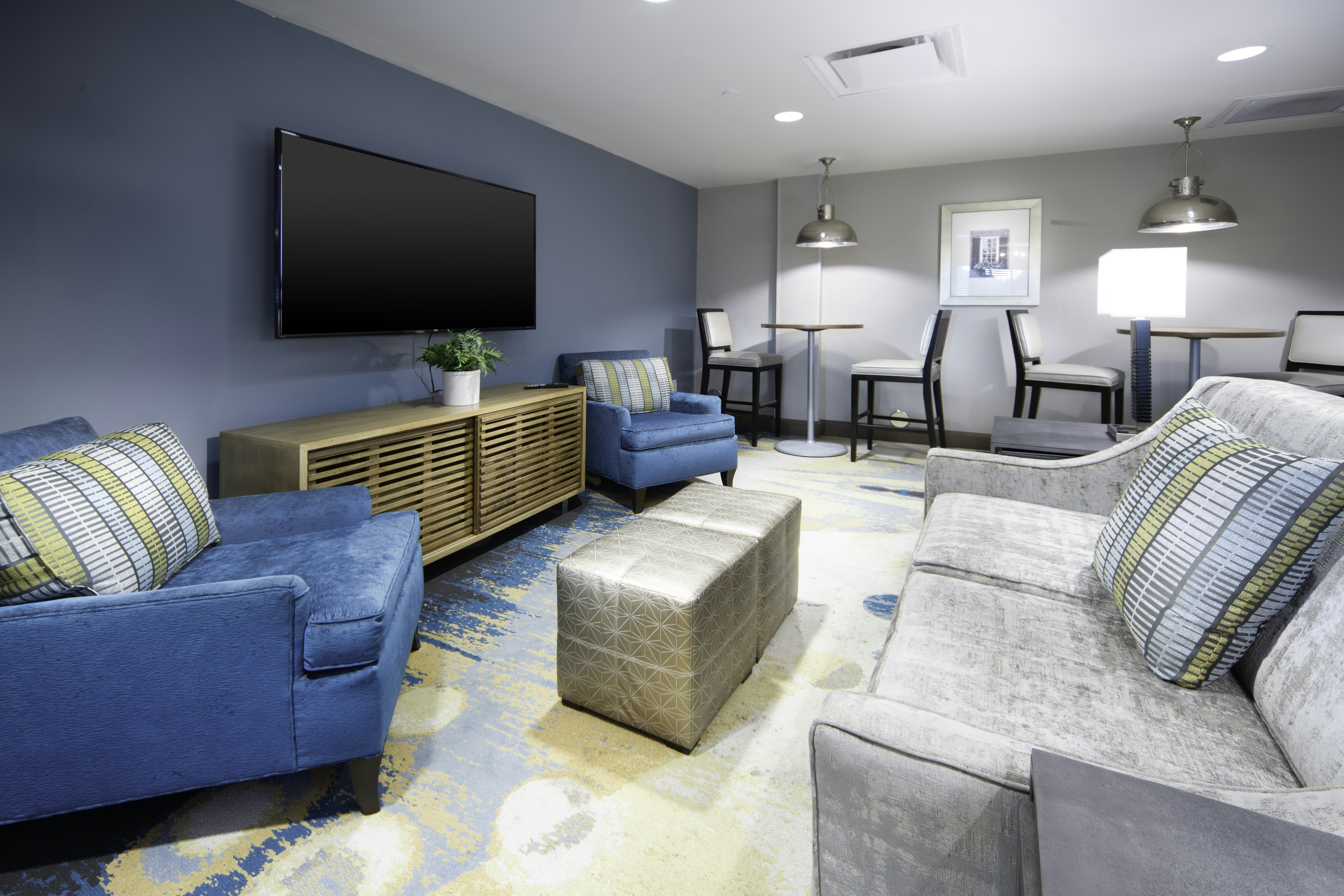 Staybridge Suites Summerville 26/48