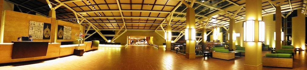 Club Mahindra Virajpet 10/74