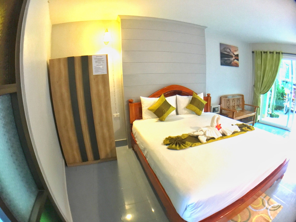 ROOM, DOUBLE BED, BALCONY
