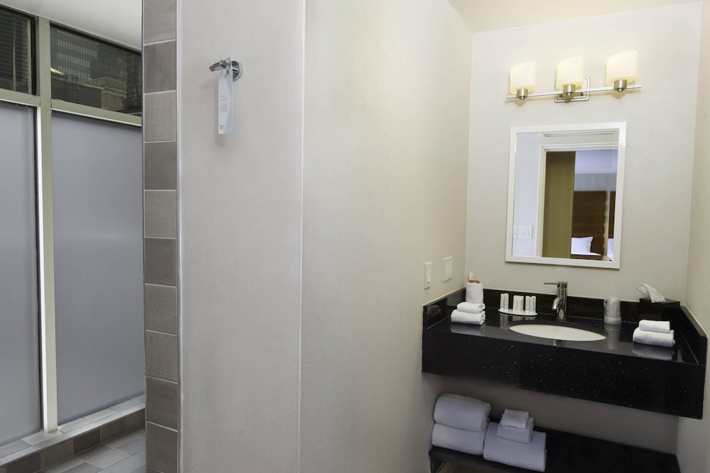 Fairfield by Marriott Inn & Suites New York Manhattan/Fifth Avenue 14/24