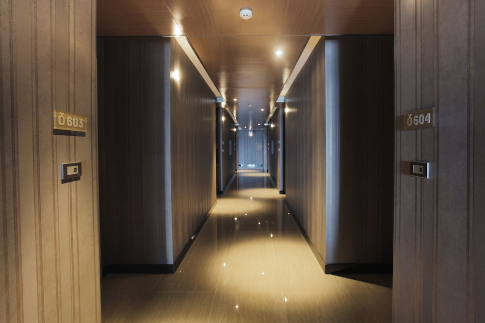 Olive Bangkok Hotel photo2