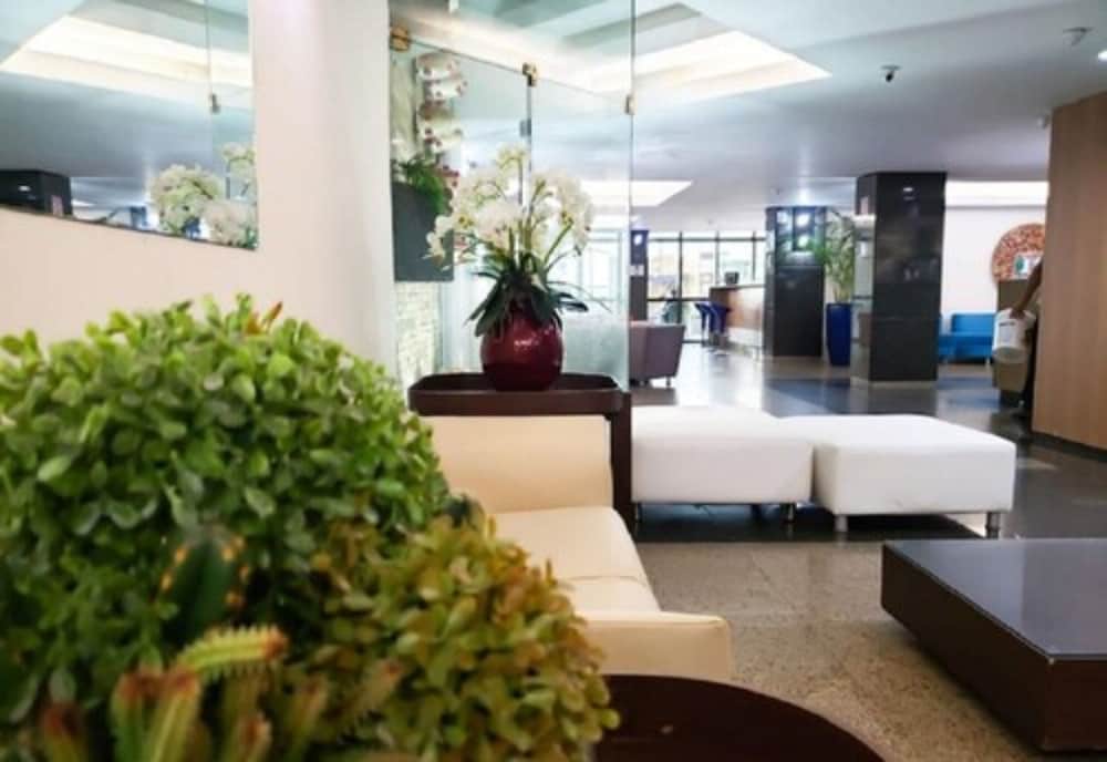 Hotel Golden Park Recife Boa Viagem By Nacional Inn 56/73