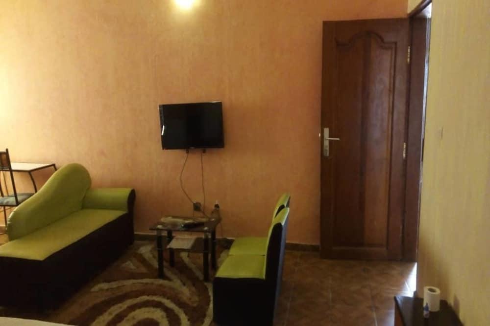 Hotel Kama 23/27
