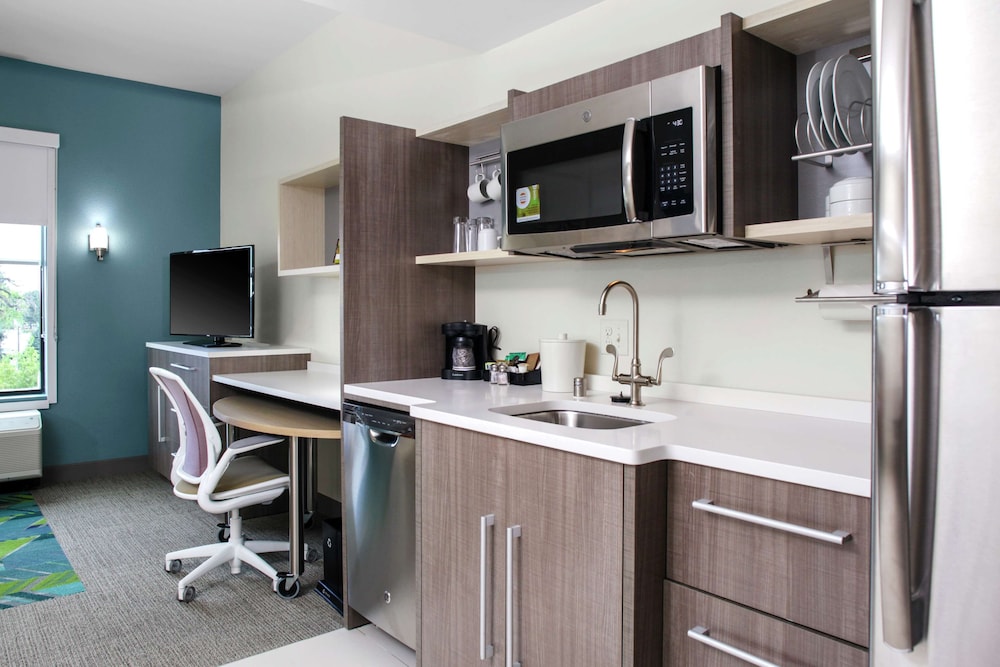Home2 Suites by Hilton Fort Collins 40/44