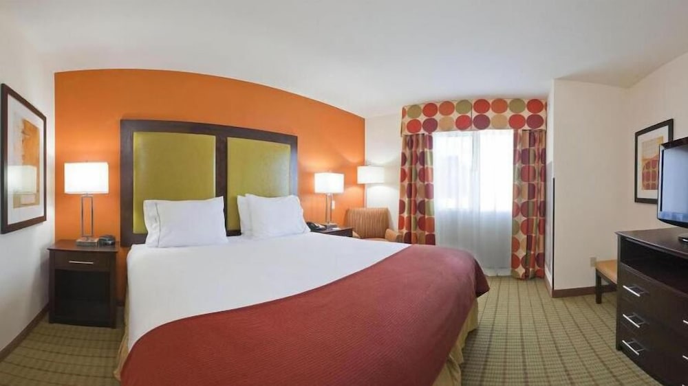 Holiday Inn Express Hotel Suites Florence Northeast 13/42